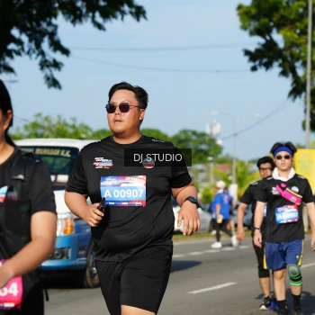 Runner Photo 4079314