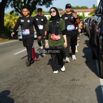 Runner Photo 4079357