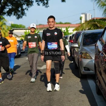 Runner Photo 4079369