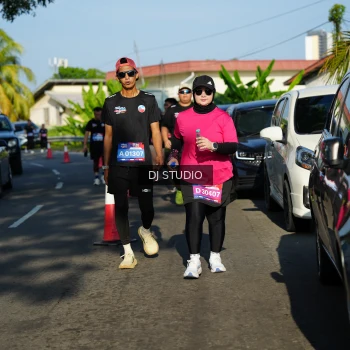 Runner Photo 4079377