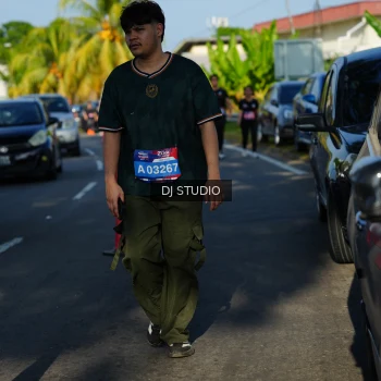 Runner Photo 4079387