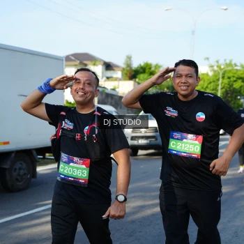 Runner Photo 4079400