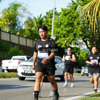 Runner Photo 4079407