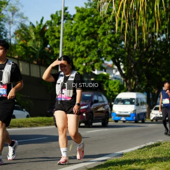 Runner Photo 4079435