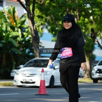 Runner Photo 4079442