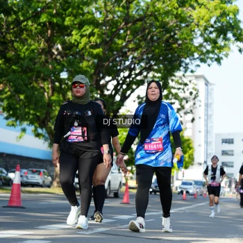 Runner Photo 4079445
