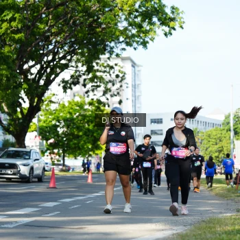 Runner Photo 4079459