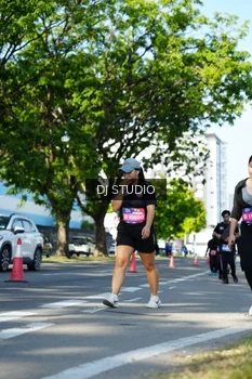 Runner Photo 4079460
