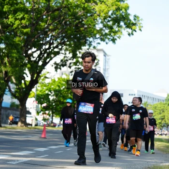 Runner Photo 4079467
