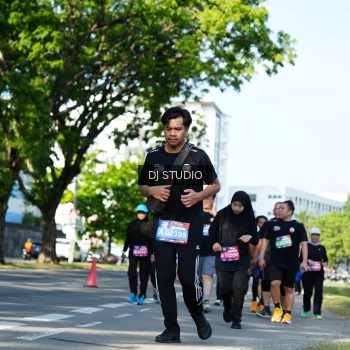 Runner Photo 4079470