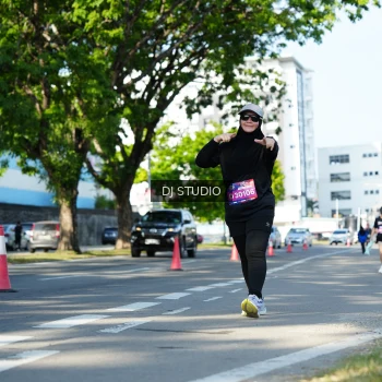 Runner Photo 4079516