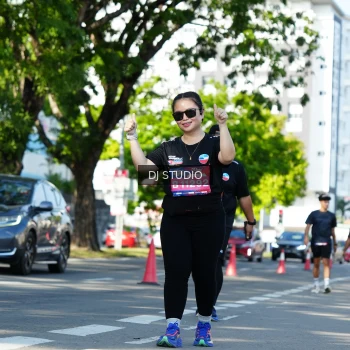 Runner Photo 4079593