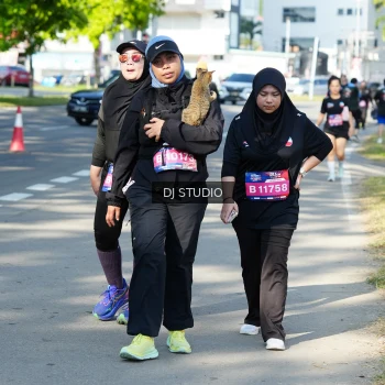 Runner Photo 4079596