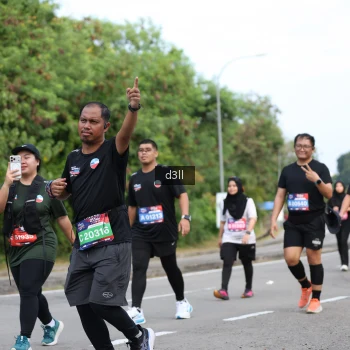 Runner Photo 4079618