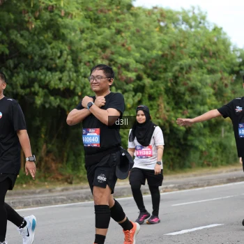 Runner Photo 4079626