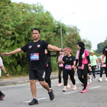Runner Photo 4079630