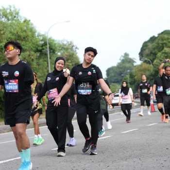 Runner Photo 4079636