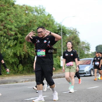 Runner Photo 4079645