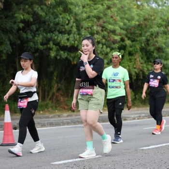 Runner Photo 4079656