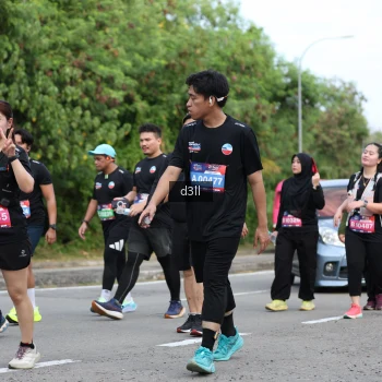 Runner Photo 4079669
