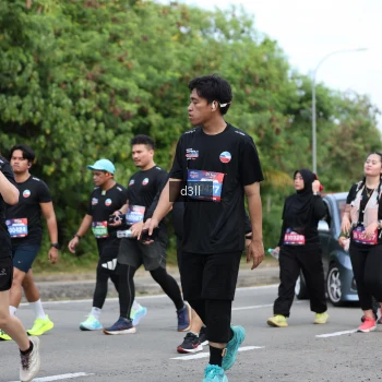 Runner Photo 4079670
