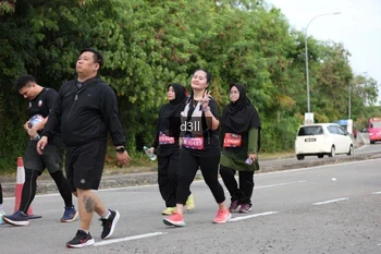 Runner Photo 4079676