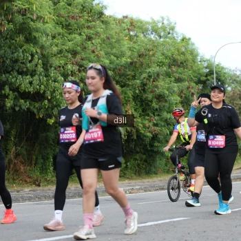 Runner Photo 4079695