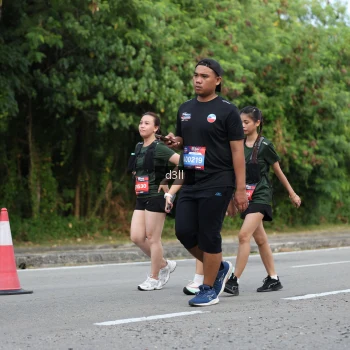 Runner Photo 4079714
