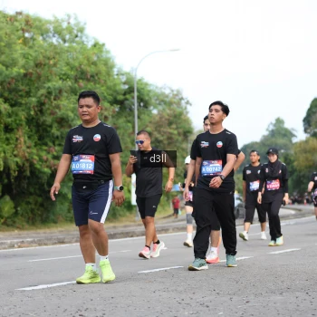 Runner Photo 4079734