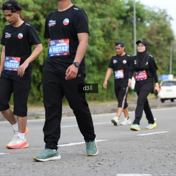 Runner Photo 4079738