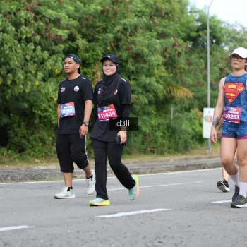 Runner Photo 4079746