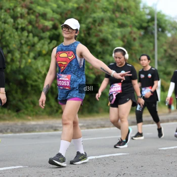 Runner Photo 4079750