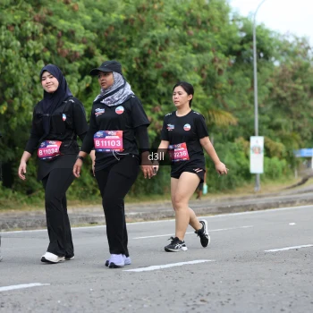 Runner Photo 4079799