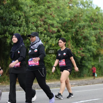 Runner Photo 4079800