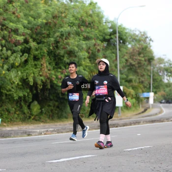 Runner Photo 4079829