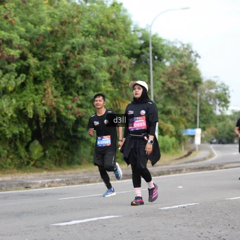 Runner Photo 4079831
