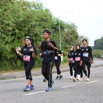 Runner Photo 4079834