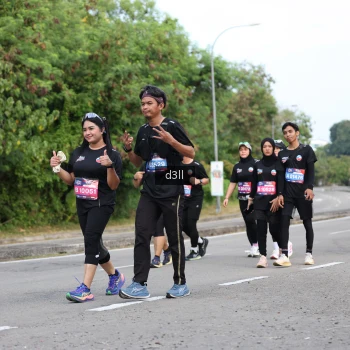 Runner Photo 4079835