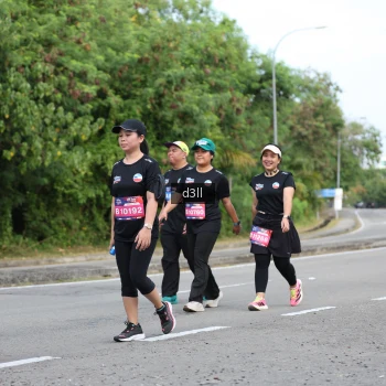 Runner Photo 4079857