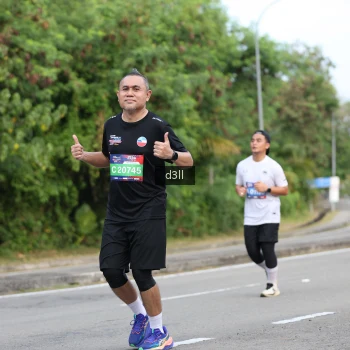Runner Photo 4079868