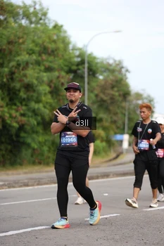 Runner Photo 4079902