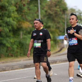 Runner Photo 4079937