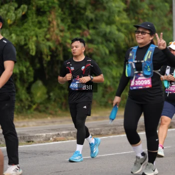 Runner Photo 4079950