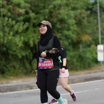 Runner Photo 4079970