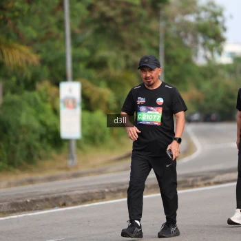 Runner Photo 4079973