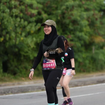 Runner Photo 4079975