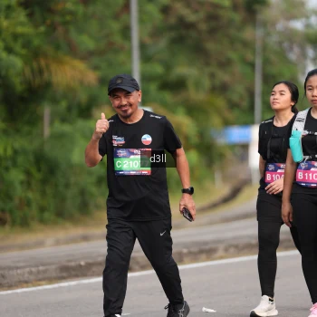 Runner Photo 4079985