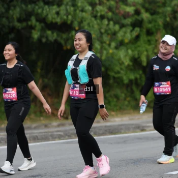 Runner Photo 4079997
