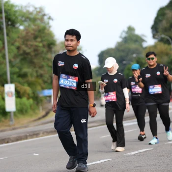 Runner Photo 4080114