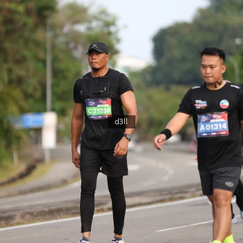 Runner Photo 4080180